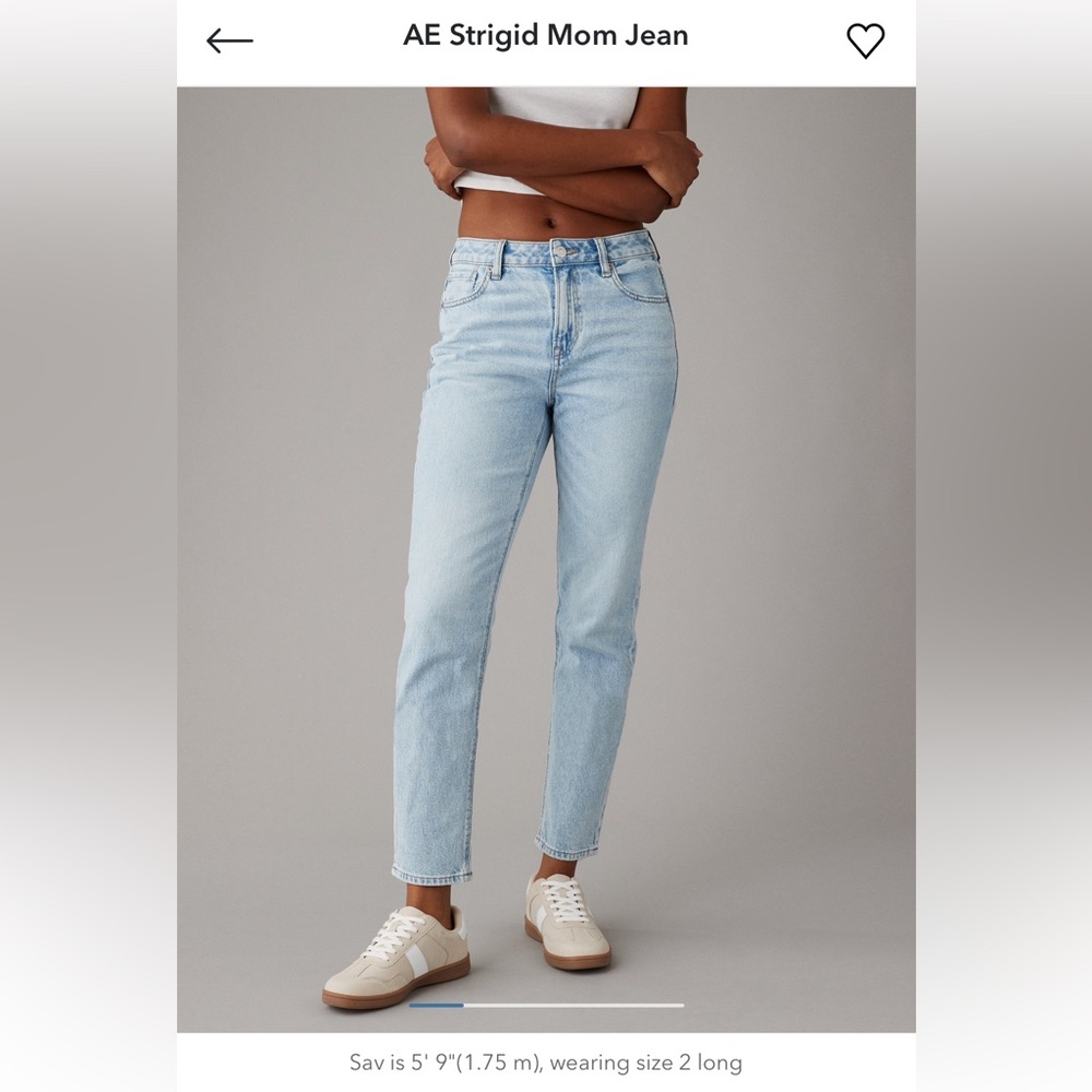 AE Strigid Mom Jeans- size 6 X-Short - Picture 6 of 7